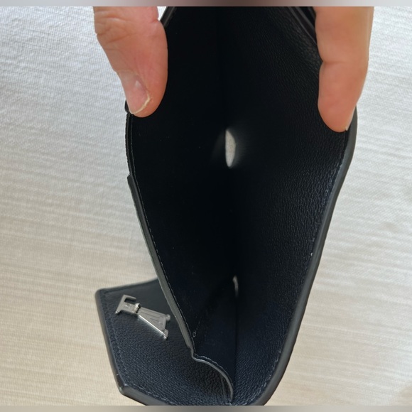 Louis Vuitton MyLockMe Compact Wallet - Picture 6 of 16
